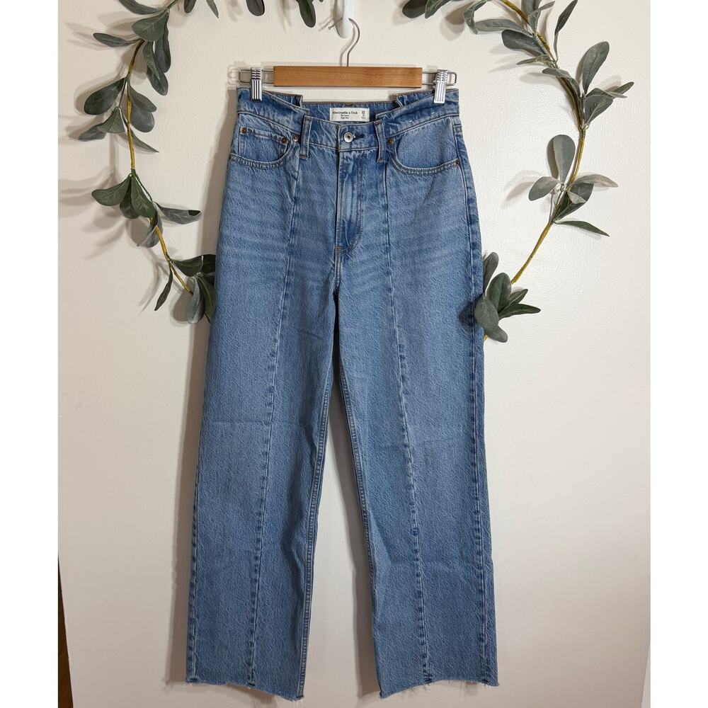 Abercrombie The Loose High Rise Jeans